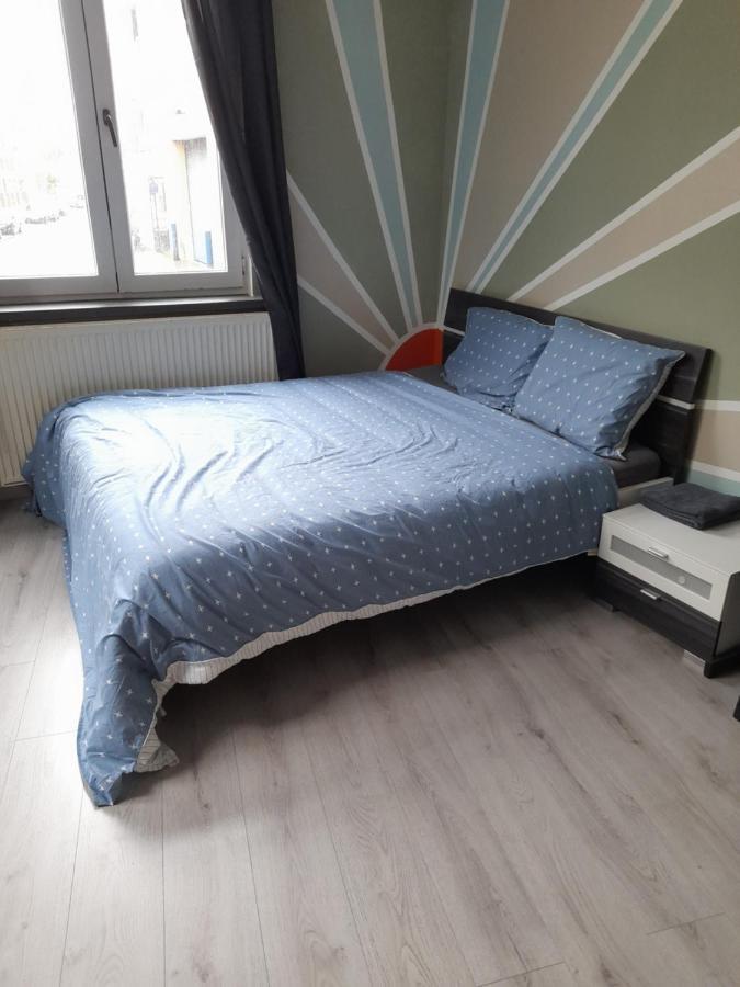 Large Room In House W Shared Kitchen & Bathroom W Free Parking Bluecard Antwerpen Exterior foto